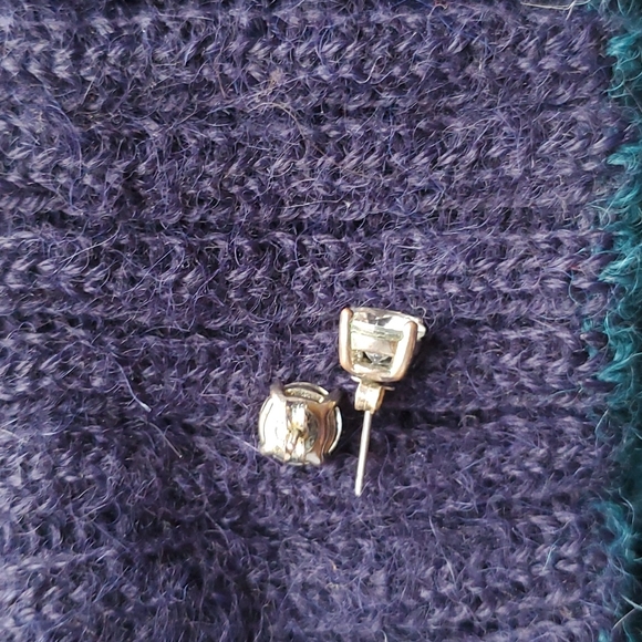 Banana Republic Factory CZ studs - Picture 3 of 4